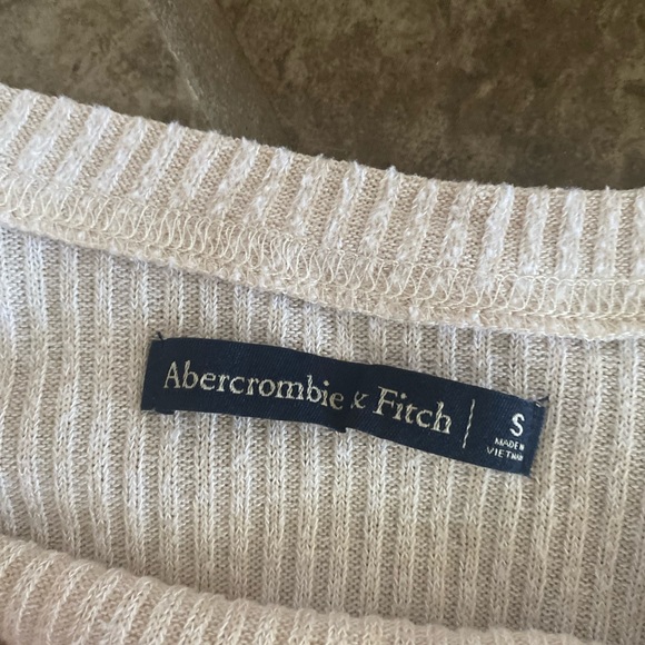 Abercrombie &Fitch blouse size small - Picture 6 of 9